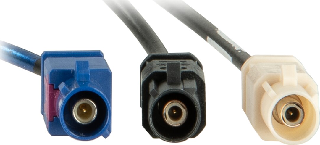 Calearo AM / FM DAB / DAB + GNSS (GPS / GLONASS) Shark III - 15 7677510 plugs - 15-7677510