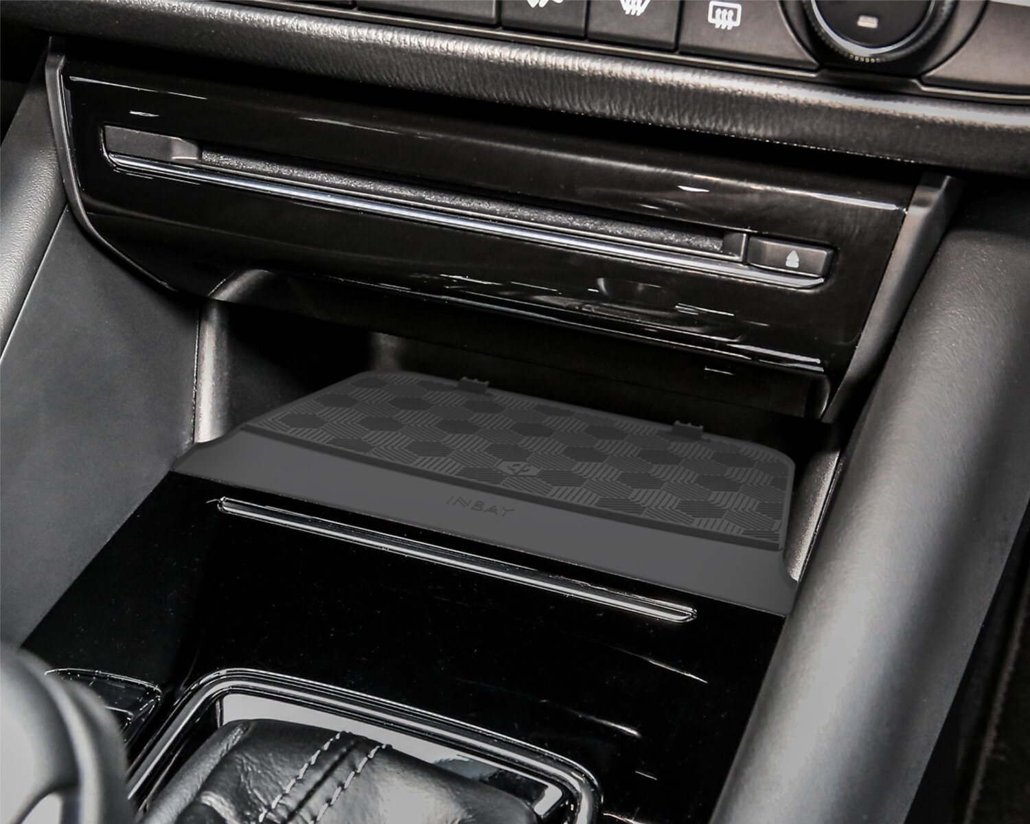 INBAY&reg; vervanginspaneel Mazda 6 (GJ) 2018 -> 10W - 241170 54 1 installed - 241170-54-1
