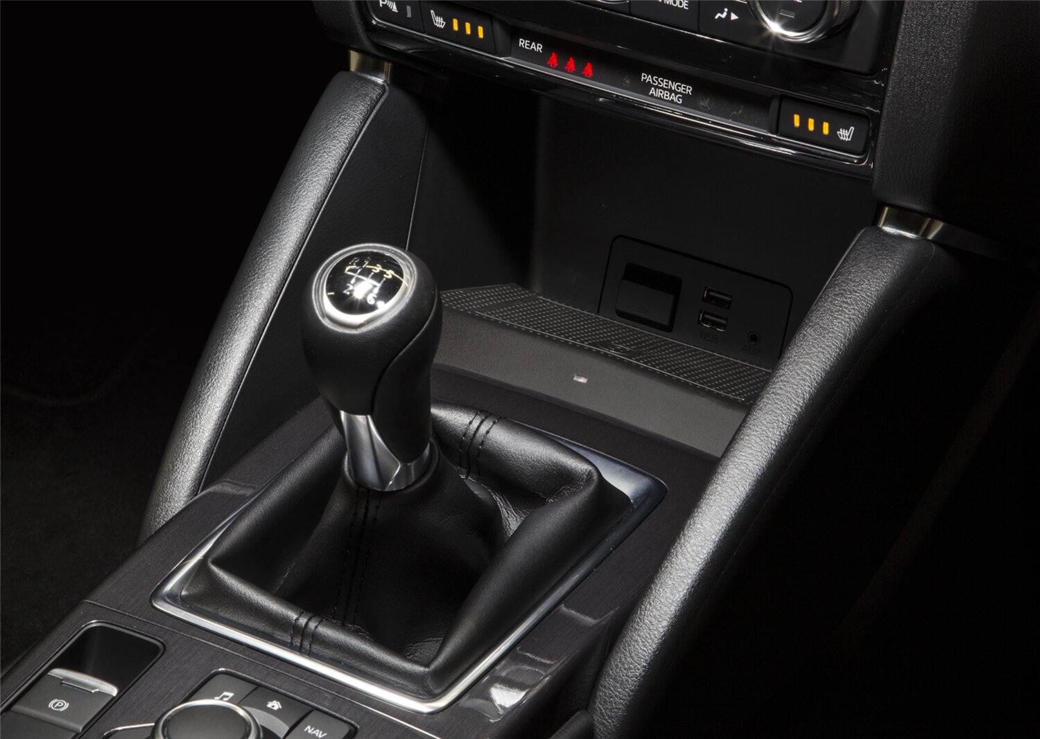 Inbay&reg; aflegvak Mazda CX-5 2015-2017 10W - 241170 55 1 installed - 241170-55-1