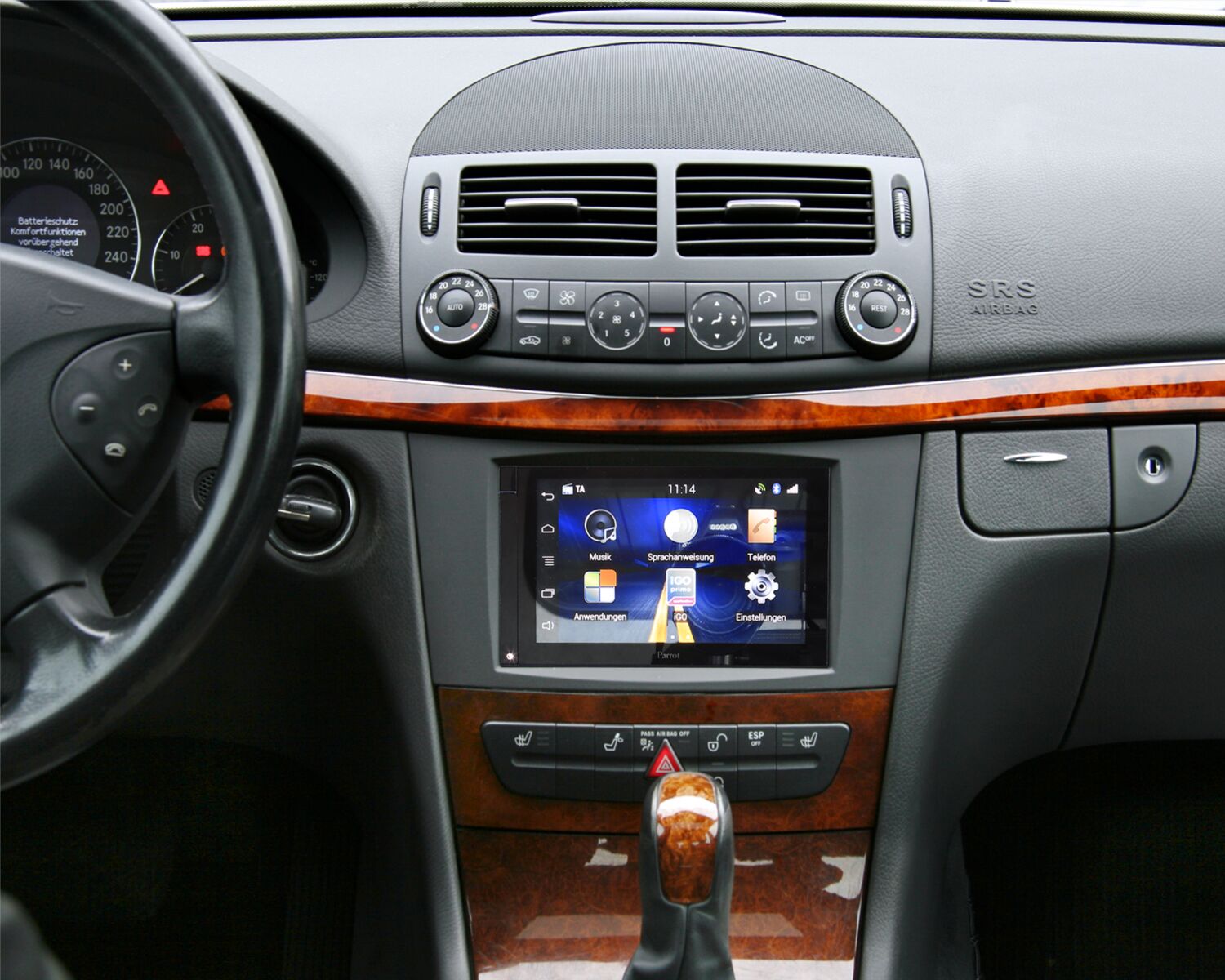 2-DIN Paneel Mercedes Benz E-klasse (W211)  CLS-Klasse (C219) - Kleur: Zwart - 381190 28 double din bw - 381190-28