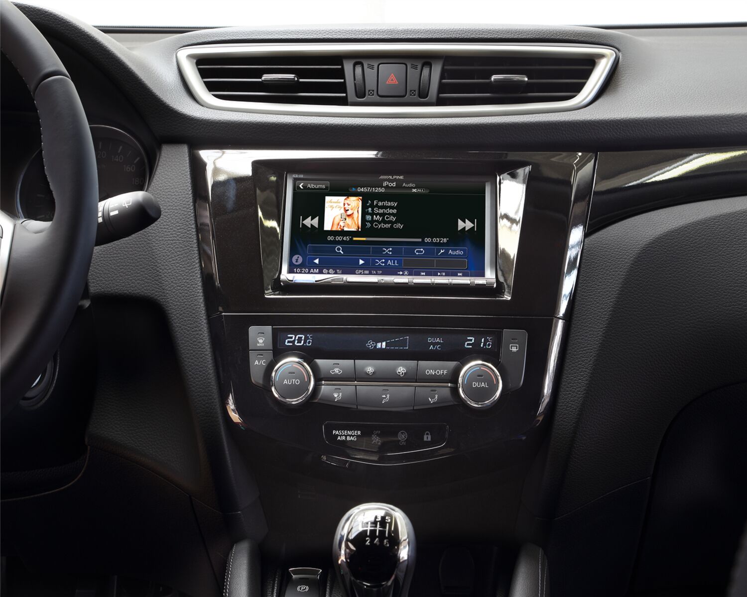 2-DIN Paneel Nissan Qashqai/ X-trail 2014-> - Kleur : Zwart - 381210 17 1 2din bw - 381210-17-1