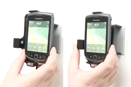 BlackBerry Torch 9800 Actieve houder met 12/24V lader. Let op: Uitlopend artikel, Kan niet retour! - 512179 3 - 512179