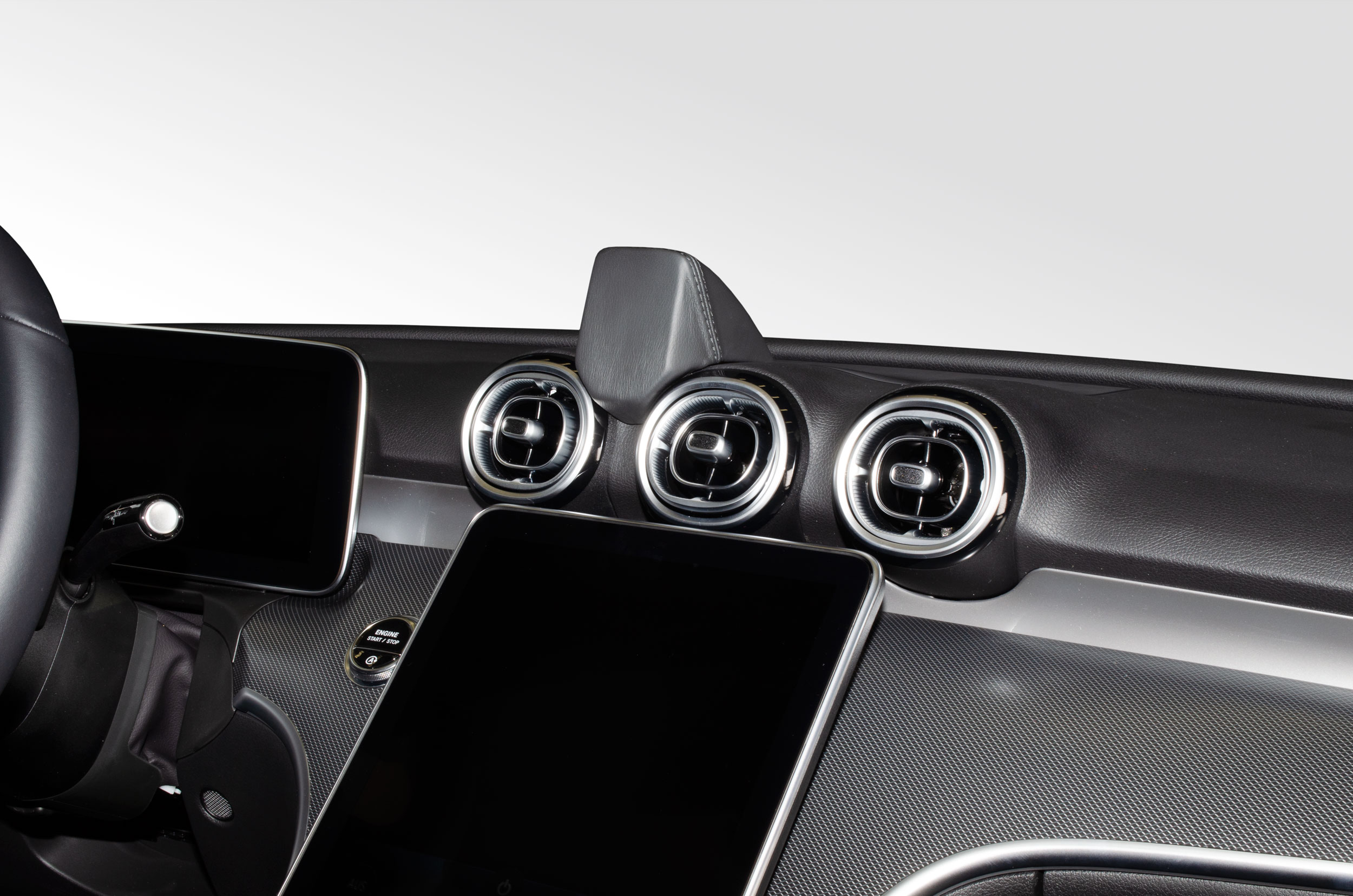 Mercedes Benz C-Klasse 2021-2022  Kleur: Zwart - 608115 4 - 608115