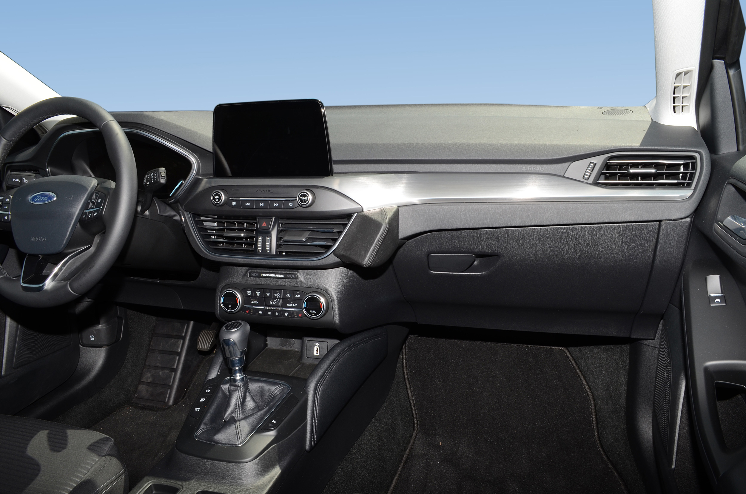 Ford Focus 08/2018-2022 Kuga2020- Kleur : Zwart - 617415 3 - 617415