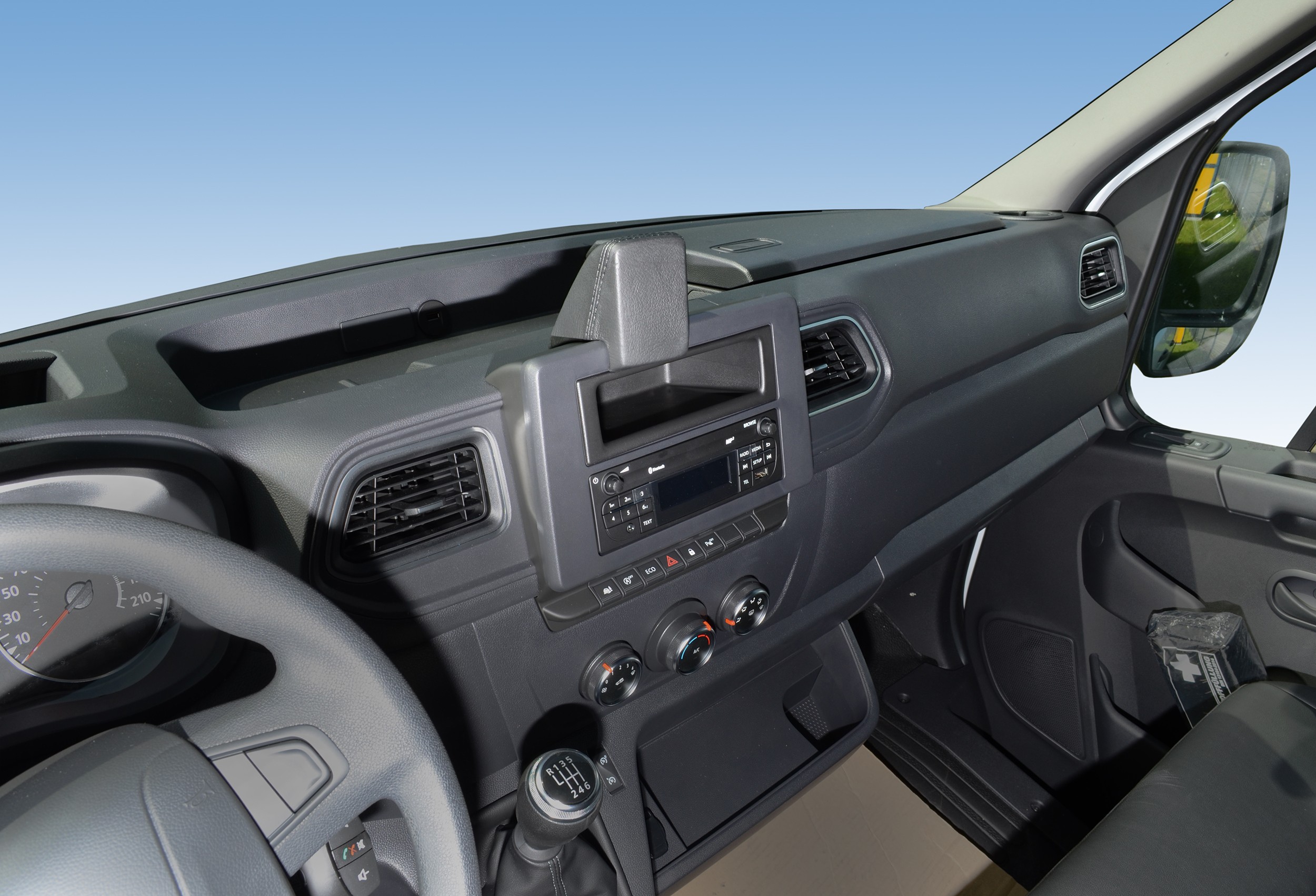 Opel Movano 2020-2024 Kleur: Zwart - 617695 3 - 617695