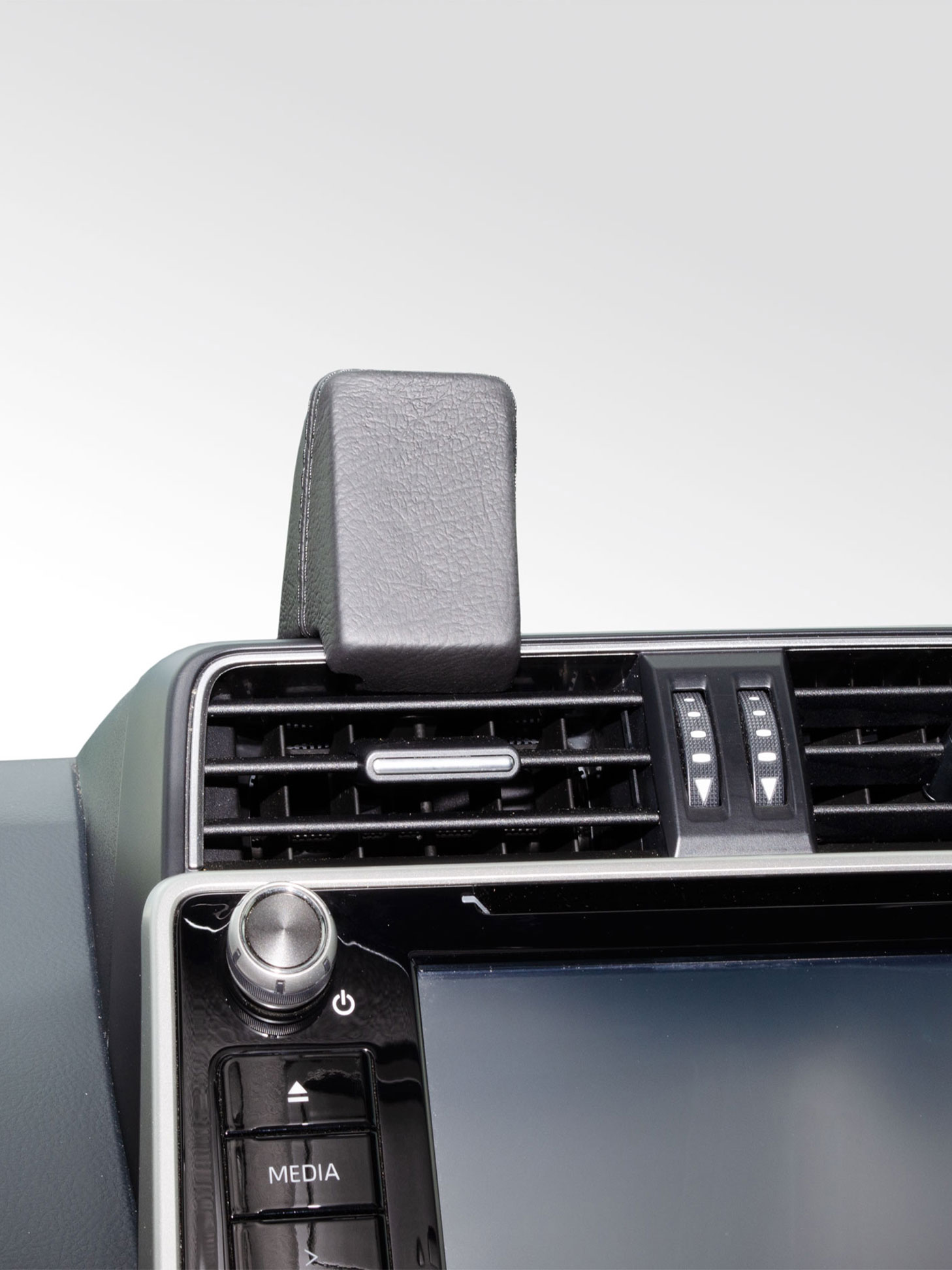 Toyota Land Cruiser 2017-2020 Kleur: Zwart - 618325 1 - 618325