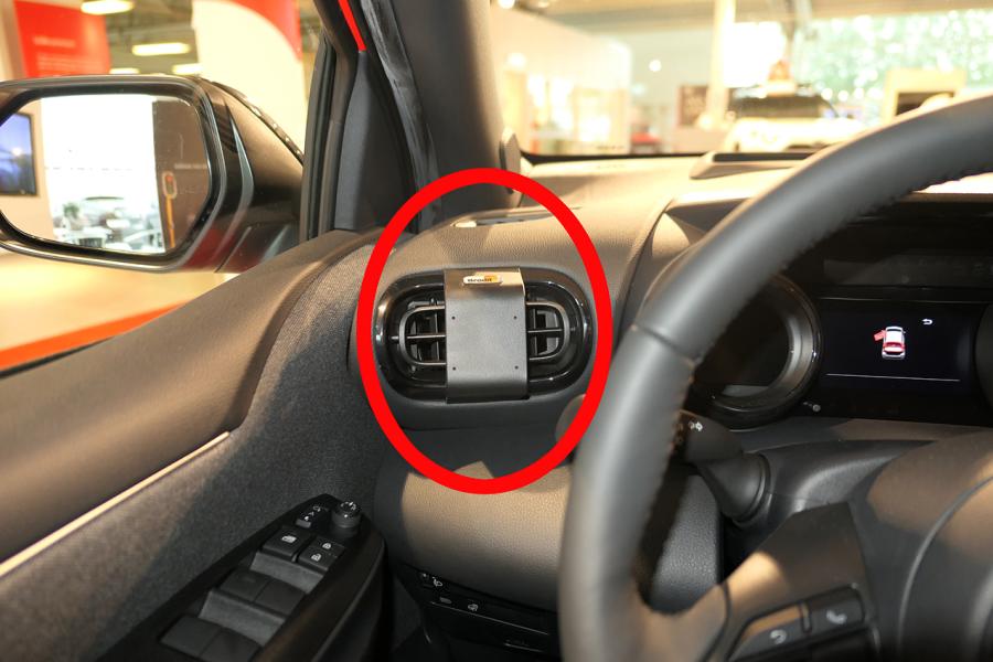 ProClip - Toyota Yaris 2021-> Yaris Cross 2020->  Left mount - 805638 - 805638