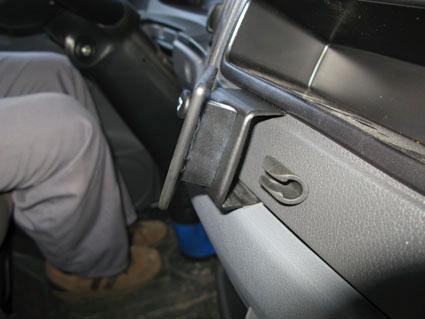 ProClip - Mercedes Benz Atego 2008-> Angled mount - 854180 3 - 854180