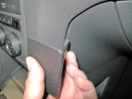 ProClip - Volkswagen Golf Sportsvan 2015-2021  Angled mount - 855030 2 - 855030