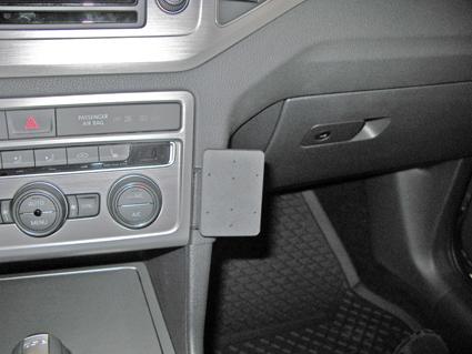 ProClip - Volkswagen Golf Sportsvan 2015-2021  Angled mount - 855030 4 - 855030