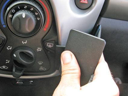 ProClip - Citro&euml;n C1 - Peugeot 108 - Toyota Aygo 2014-> Angled mount - 855035 1 - 855035