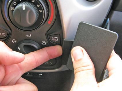 ProClip - Citro&euml;n C1 - Peugeot 108 - Toyota Aygo 2014-> Angled mount - 855035 2 - 855035