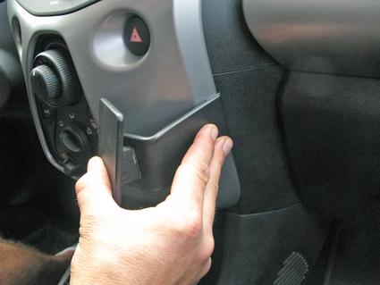 ProClip - Citro&euml;n C1 - Peugeot 108 - Toyota Aygo 2014-> Angled mount - 855035 3 - 855035