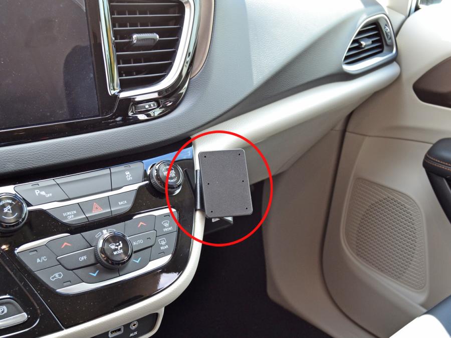 ProClip - Chrysler Pacifica 2016-2024 / Chrysler Voyager 2020-2024  Angled mount - 855234 - 855234