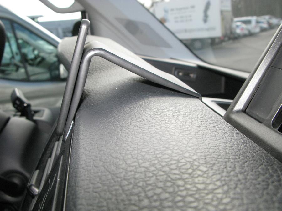ProClip - Volkswagen Crafter 2017-2024 - MAN TGE 2019-2024  Center mount - 855303 b - 855303