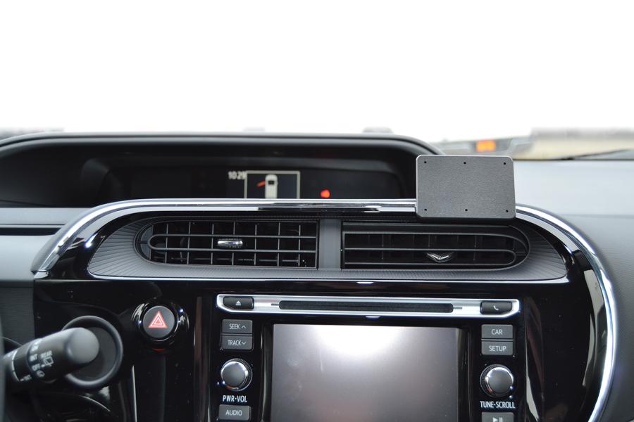 ProClip - Toyota Prius c 2018-> Center mount - 855365 a - 855365