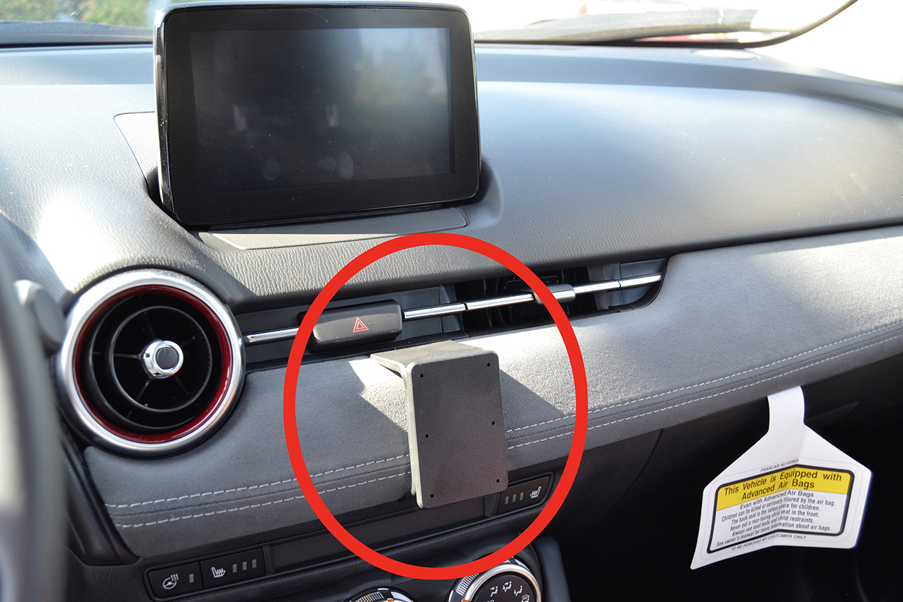 ProClip - Mazda CX-3 2019-2023 Center mount;  padded dash - 855529 - 855529