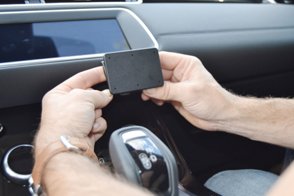 ProClip - Land Rover Range Rover Evoque 2019-2023 Center mount Fixed display - 855562 2 - 855562