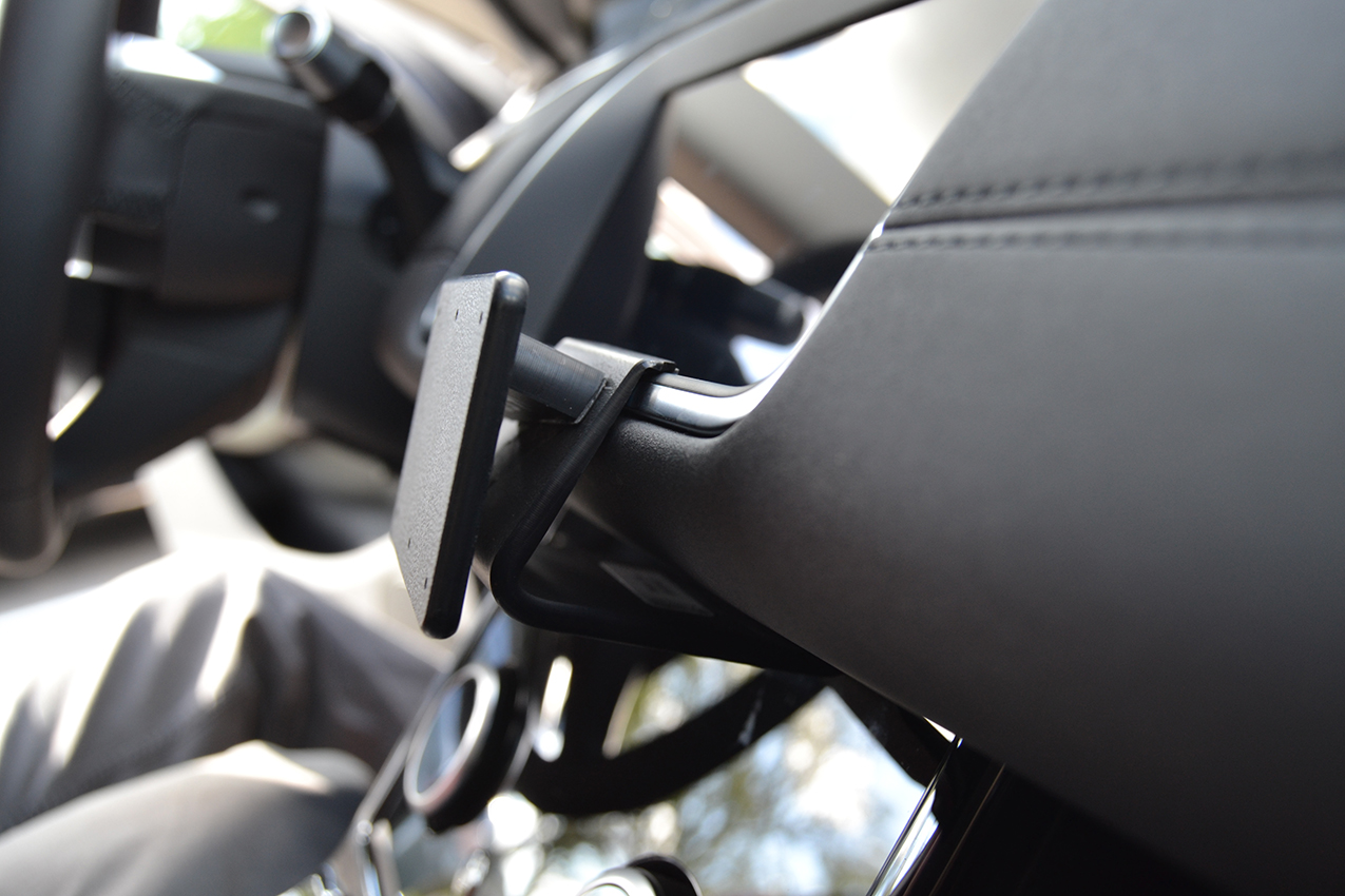 ProClip - Land Rover Range Rover Evoque 2019-2023 Center mount Fixed display - 855562 a - 855562