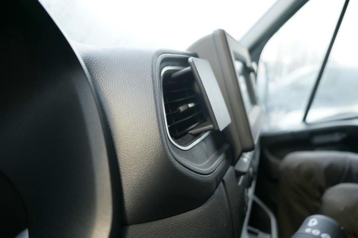 ProClip - Opel Movano - Renault Master - Nissan NV4  / Interstar 2020-2024 Center Mount - 855592 a - 855592