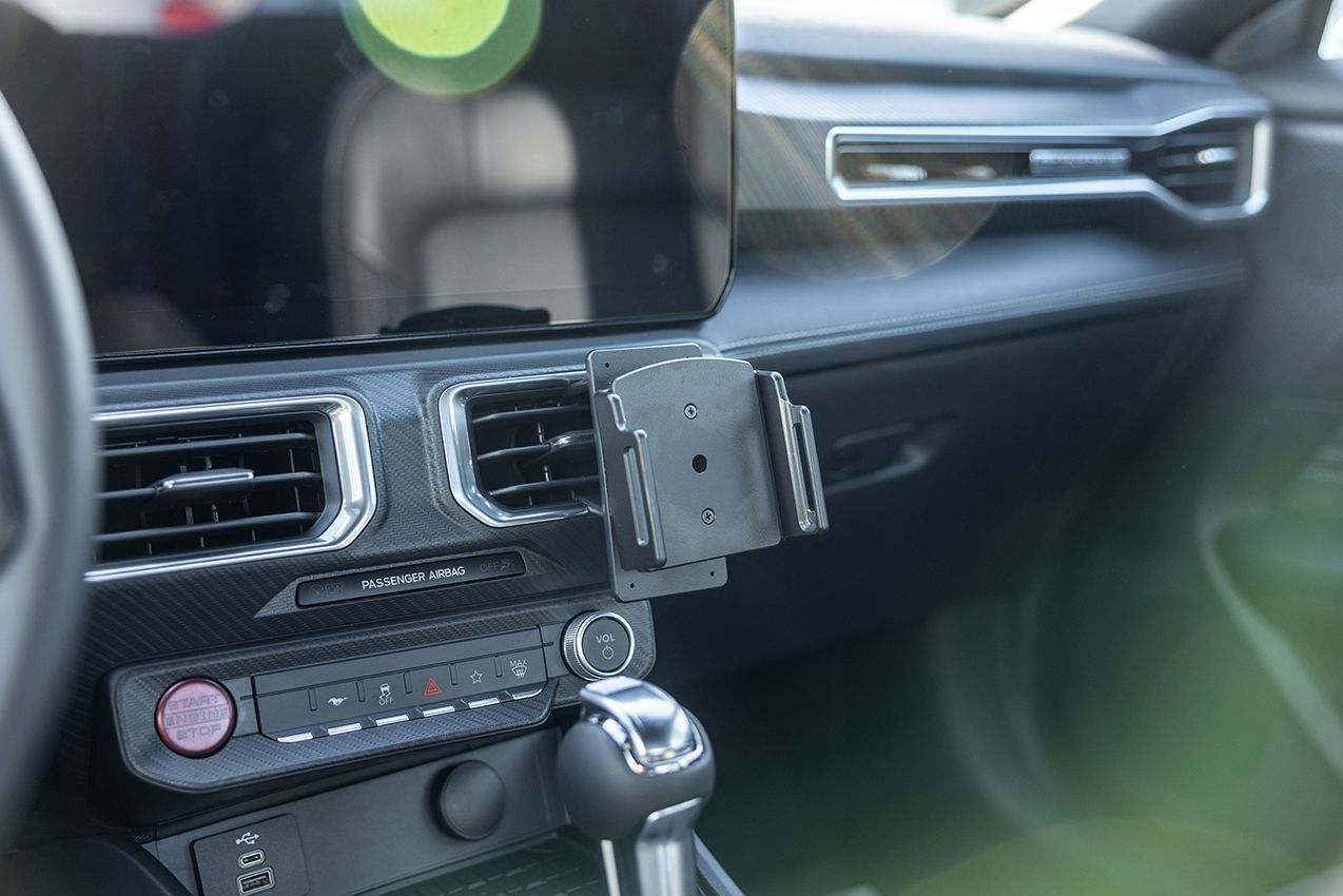 ProClip - Ford Mustang 2024> Angled  mount - 855975 a - 855975