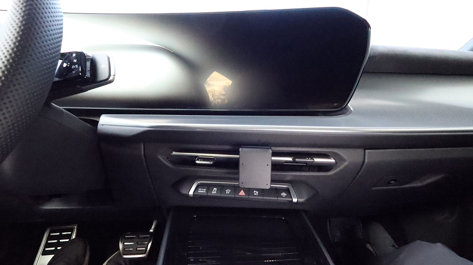 Proclip Audi Q3 26- Center mount - 856253 4 - 856253