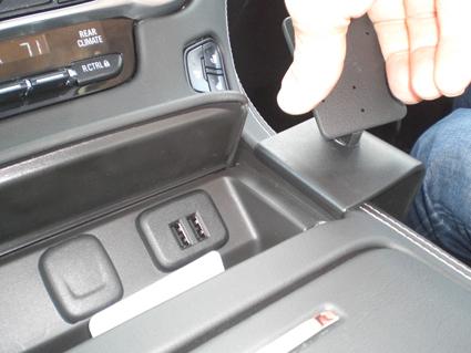 ProClip - Chevrolet Tahoe/ Suburban 2015-2020 Console mount, Right - Brodit 835016 1 - 835016