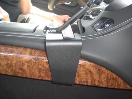 ProClip - Chevrolet Tahoe/ Suburban 2015-2020 Console mount, Right - Brodit 835016 3 - 835016
