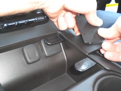 ProClip - Chevrolet Tahoe/ Suburban 2015-2020 Console mount, Right - Brodit 835025 3 - 835025