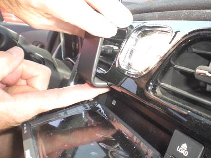 ProClip - Chrysler 200/ Convertible 2011-2014 - Lancia Flavia 2012-2014 Center mount - Brodit 854645 2 - 854645