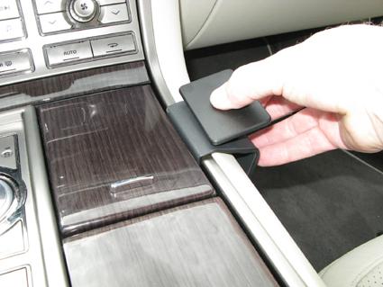 ProClip - Jaguar XF 2009-2015 Console mount - Brodit834201 1 - 834201