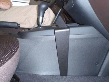 ProClip - Kia Cerato 2010-2011 Console mount - Brodit834372 3 - 834372