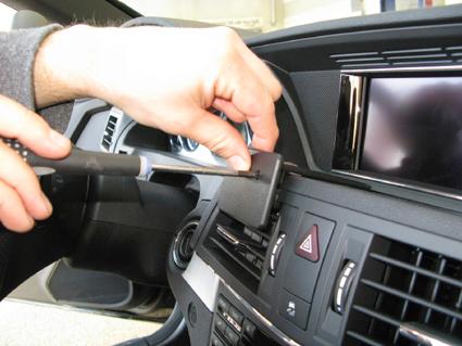ProClip - Mercedes Benz E-Klasse Convertible/ Coup&eacute; 2010-2014 Center mount - Brodit854459 3 - 854459