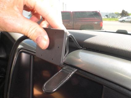 ProClip - Chevrolet Silverado - GMC 2500/3500 2014-2019 Center mount - Brodit855014 2 - 855014