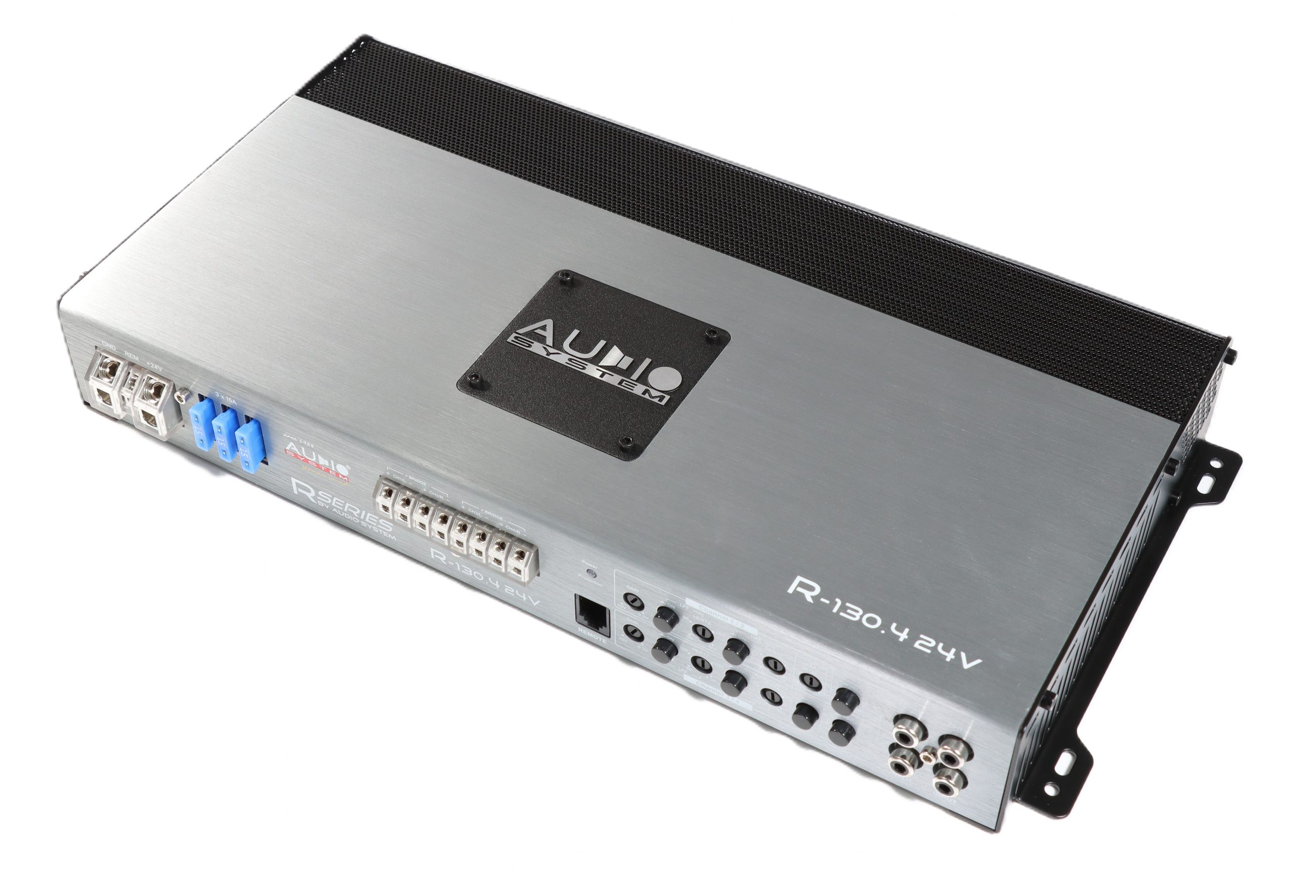 RADION-SERIE 4-Channel Power Versterker 24 Volt. - Img 0093 scaled - R-130.4 24V
