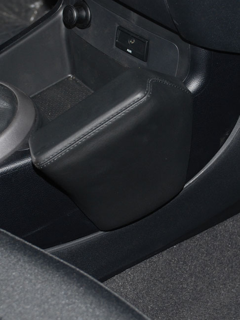 Hyundai i20 03/2009-2014 Kleur: Zwart - Kuda 04133x 1 - 6041330