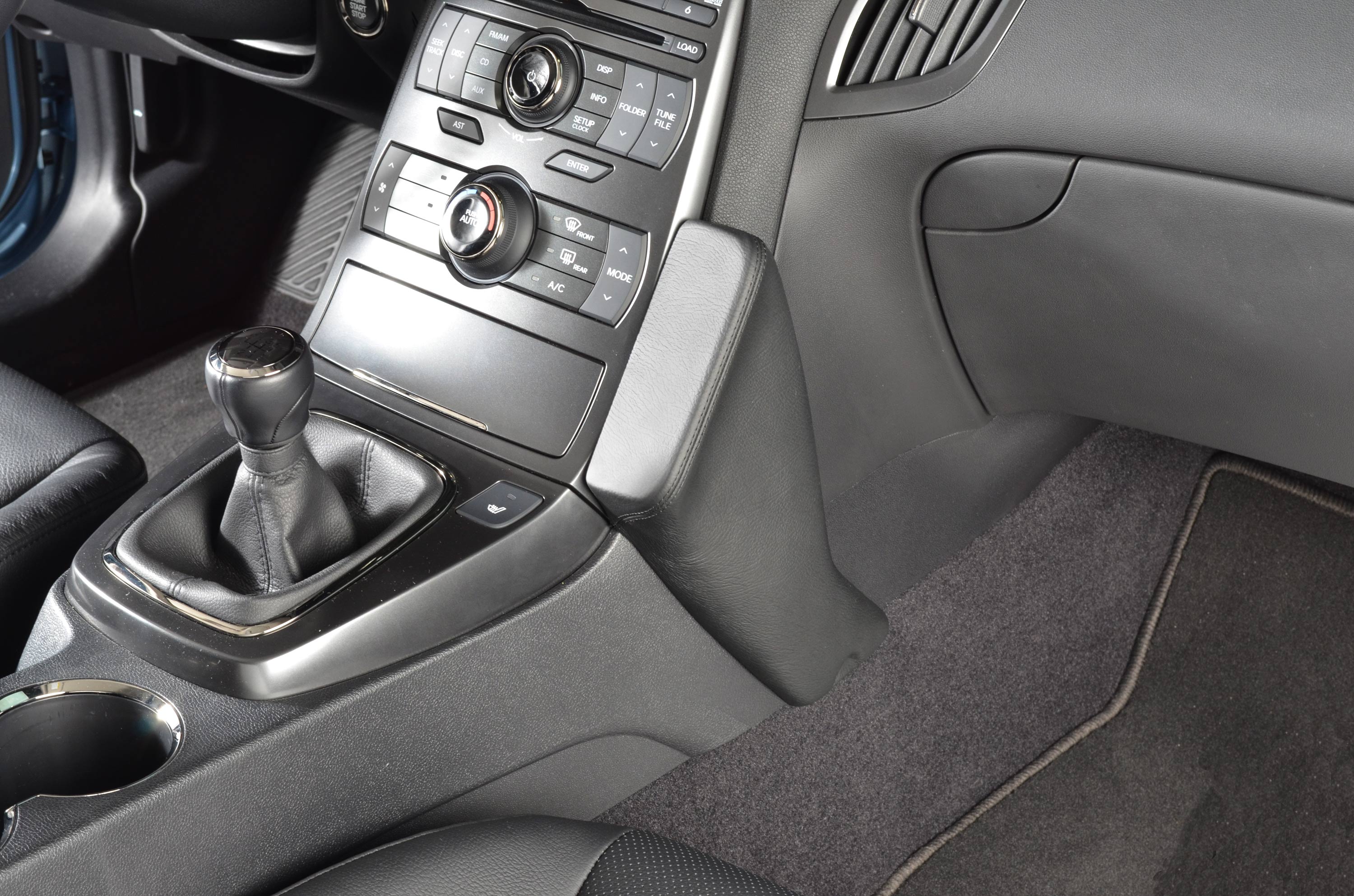 Hyundai Genesis Coup&eacute; 10/2010-2019 Kleur: Zwart - Kuda 04140x 5 - 6041400