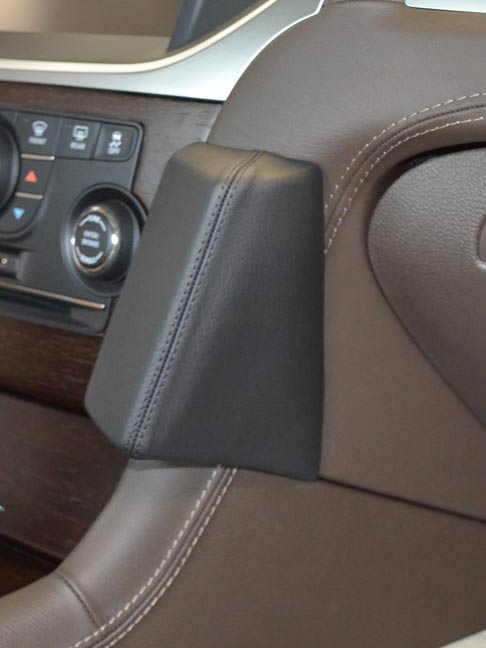 Lancia Thema 10/2011-2015 Kleur: Zwart - Kuda 07514x 2 - 6075140