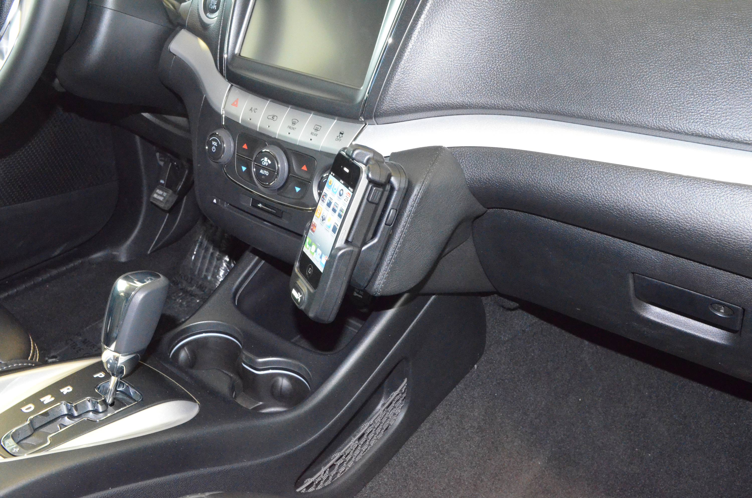 Fiat Freemont 2012-2019 Kleur: Zwart - Kuda 07830x 4 - 6078300