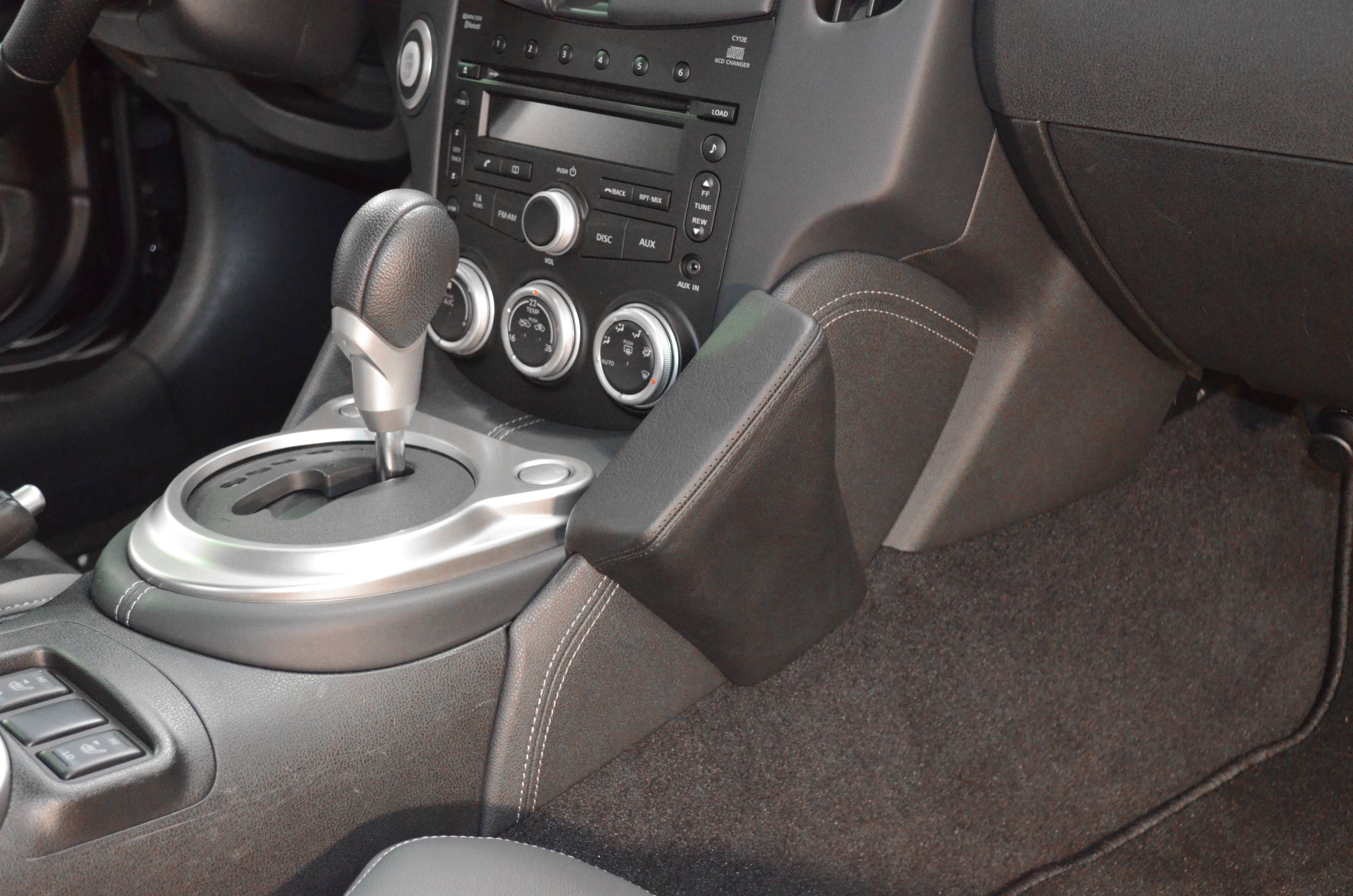 Nissan 370Z 04/2009-2019 Kleur: Zwart - Kuda 08139x 5 - 6081390