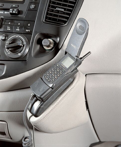 Mazda MPV 11/1999-2004 Kleur: Zwart - Kuda 08412x 1 - 6084120