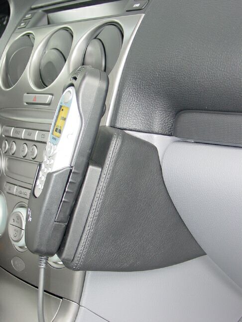 Mazda 6 08/2002-02/2008 Kleur: Zwart - Kuda 08430x 1 - 6084300