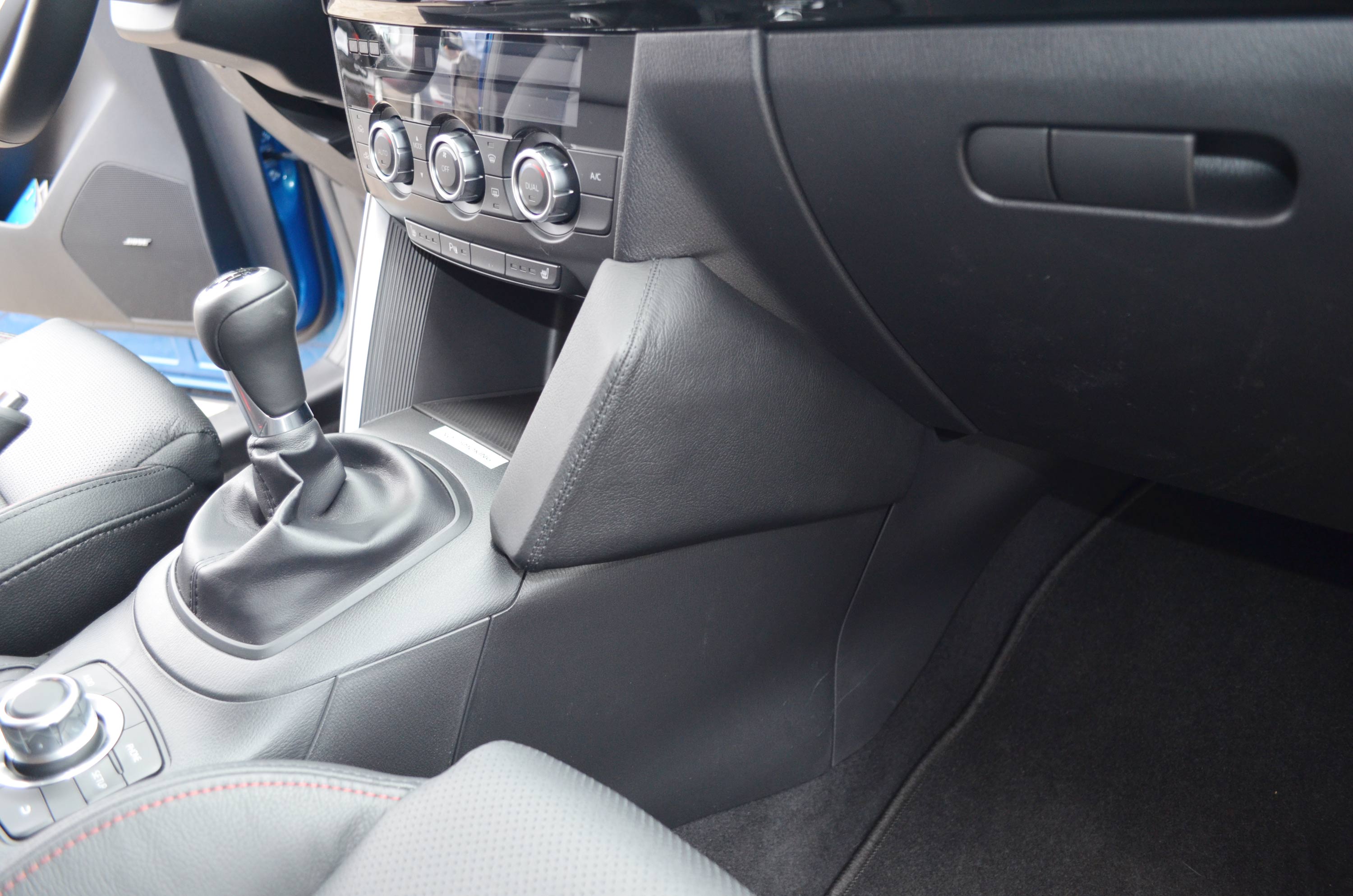 Mazda CX-5 03/2012-2017 Kleur: Zwart - Kuda 08445x 3 - 6084450