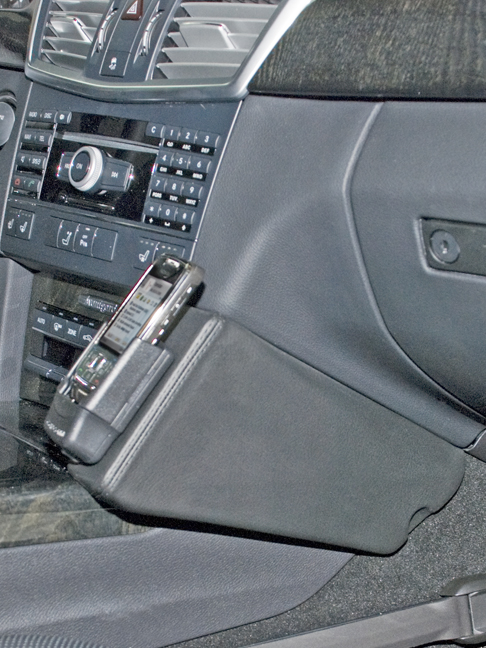 Mercedes Benz E-Klasse (W212) 03/2009-2016 Kleur: Zwart - Kuda 09181x 1 - 6091810