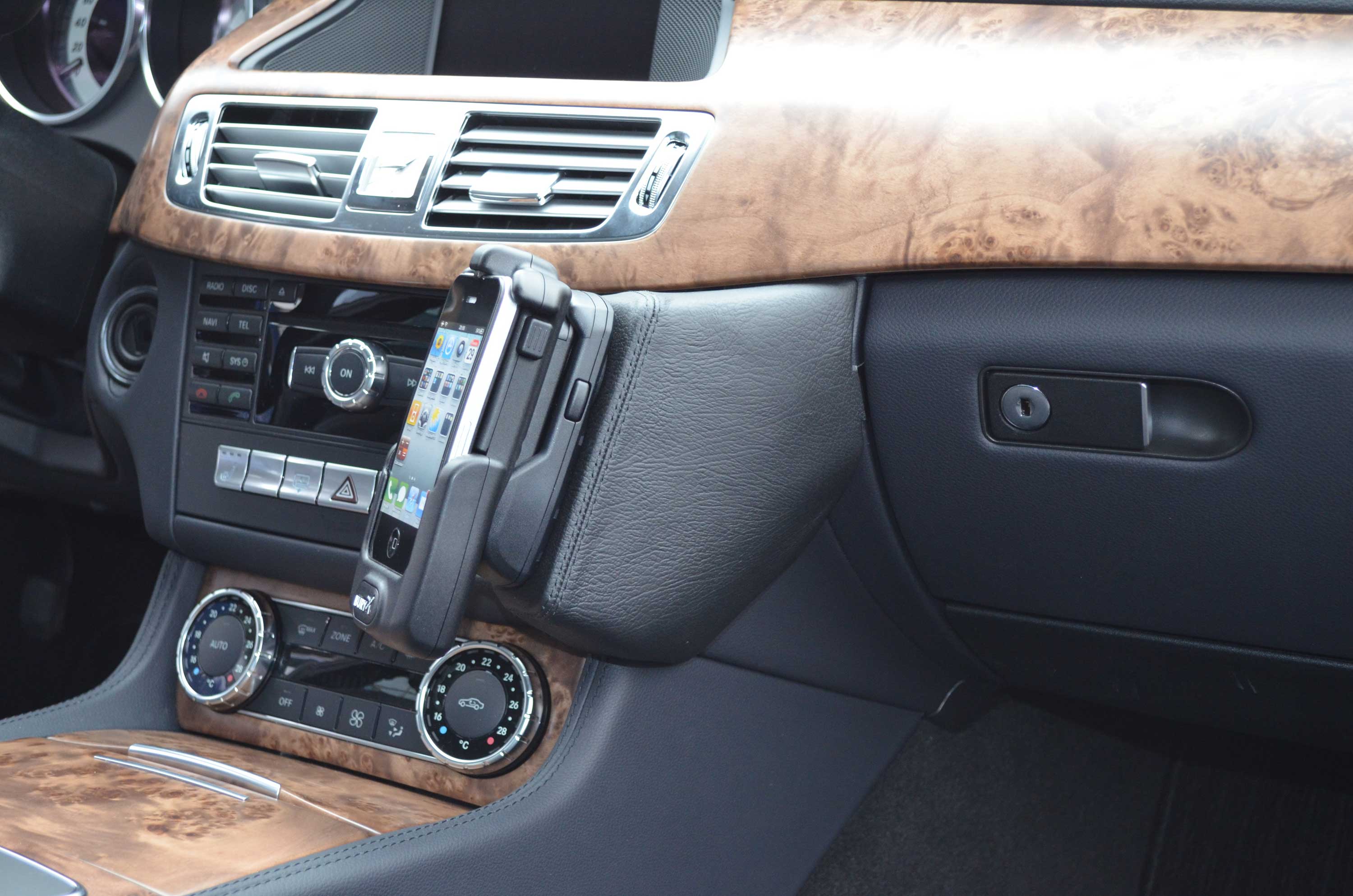 Mercedes Benz CLS-Klasse 01/2011-2019 Kleur: Zwart - Kuda 09188x 5 - 6091880