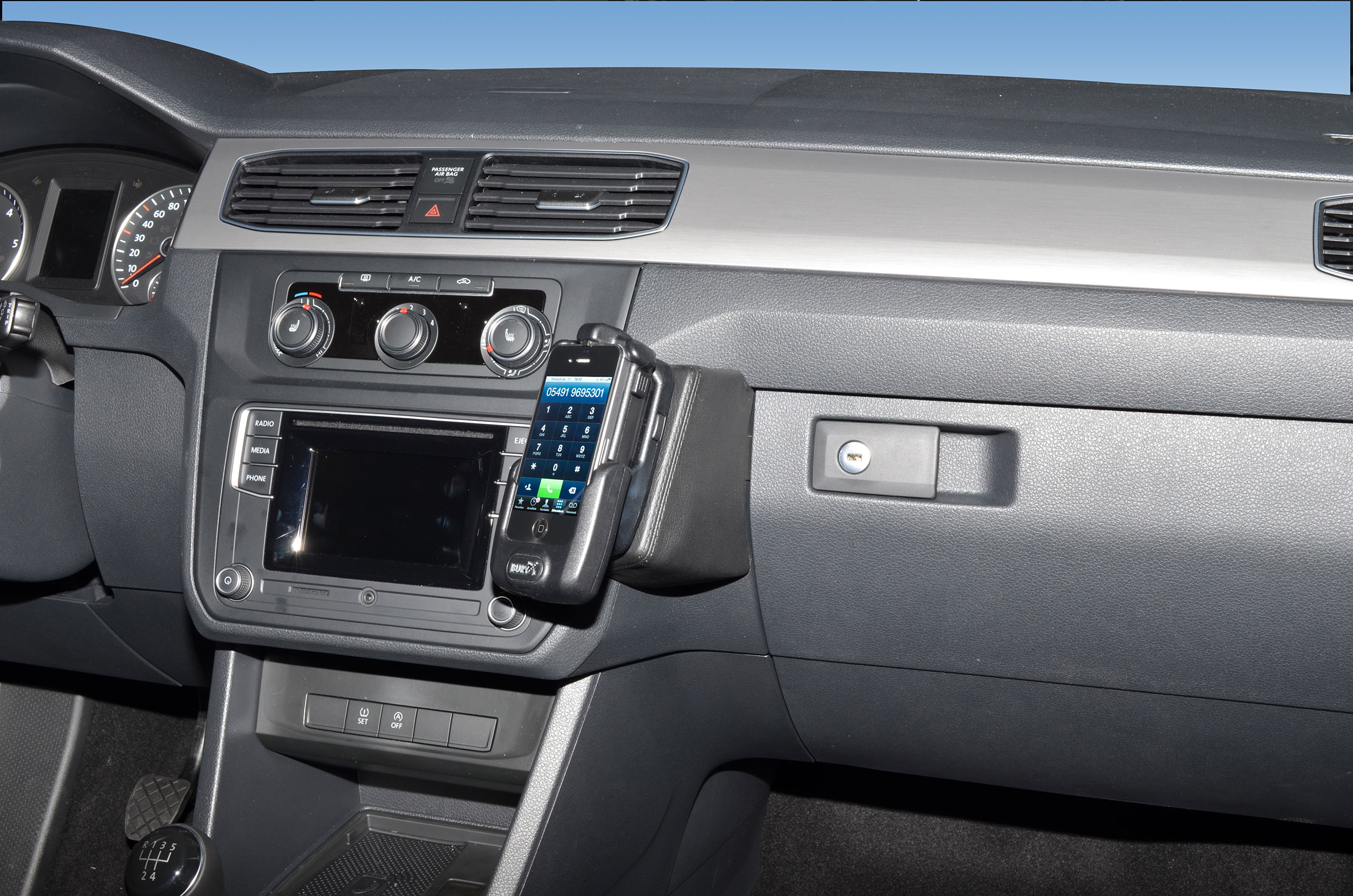 Volkswagen Caddy 2015-2020 - Kleur: Zwart  - Kuda 197x 2 - 601975