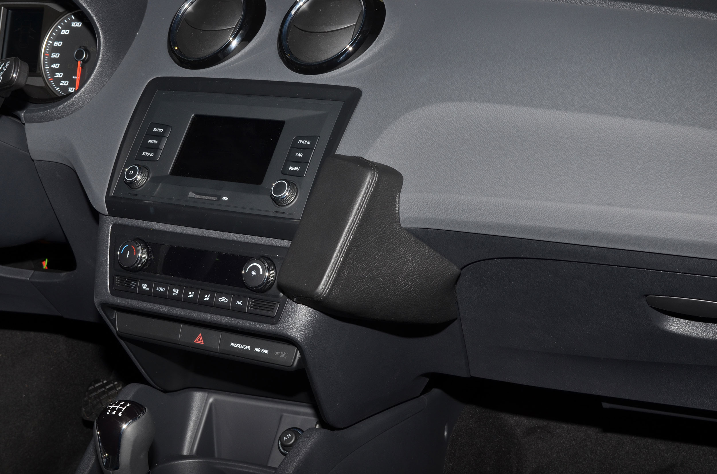 Seat Ibiza 2015-2017 Kleur: Zwart  - Kuda 202x 3 - 602020