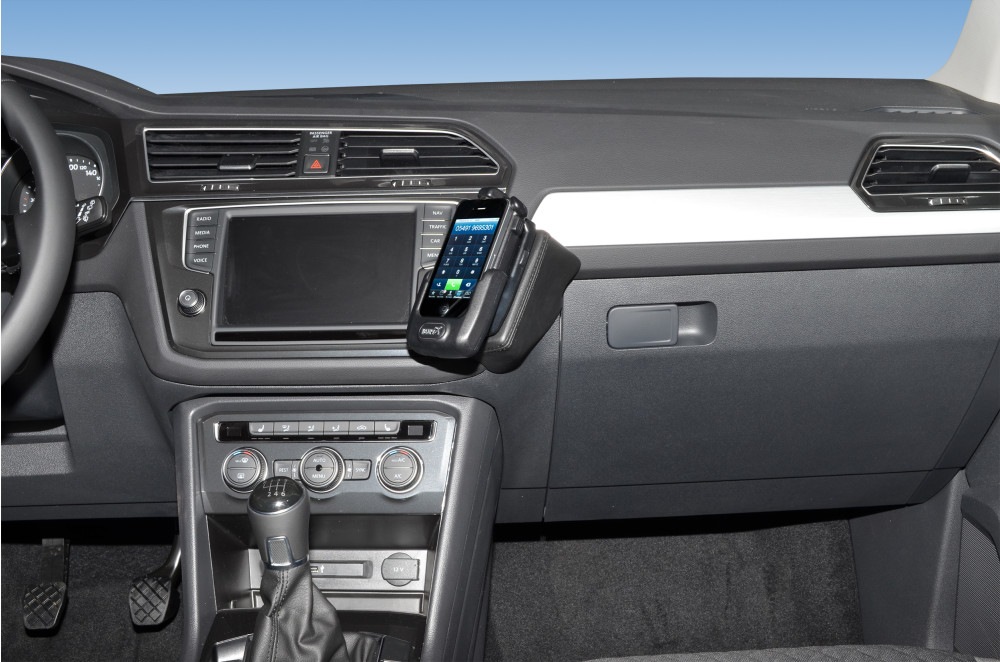 Volkswagen Tiguan 2017-2019 Kleur: Zwart  - Kuda 236x 2 - 602365