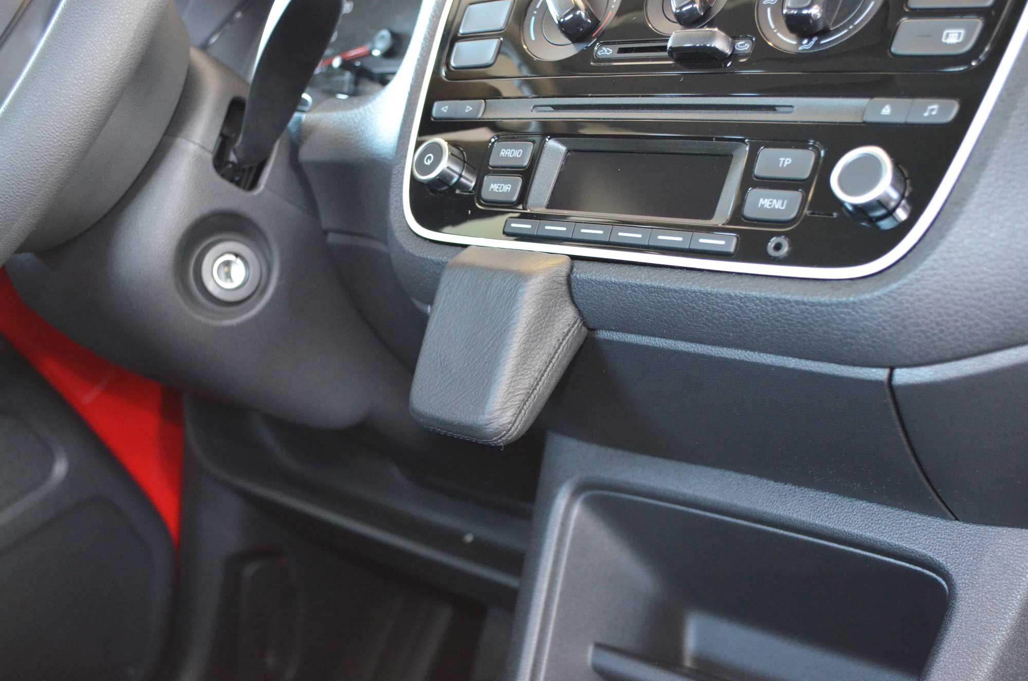 Seat Mii 2012-2019 Kleur: Zwart  - Kuda 29680x 6 - 6196800