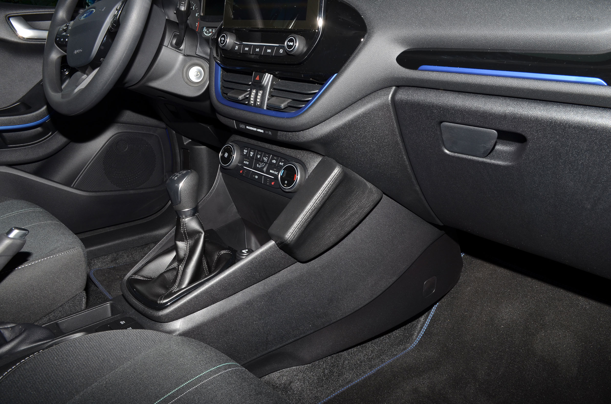 Ford Fiesta 8e Generatie 2018-2019 Kleur: Zwart - Kuda 299x 3 - 602995